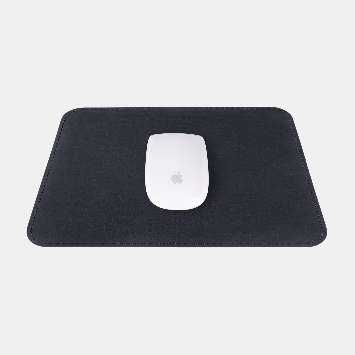 Килимок для комп'ютерної миші зі шкіри крейзі хорс в чорному кольорі