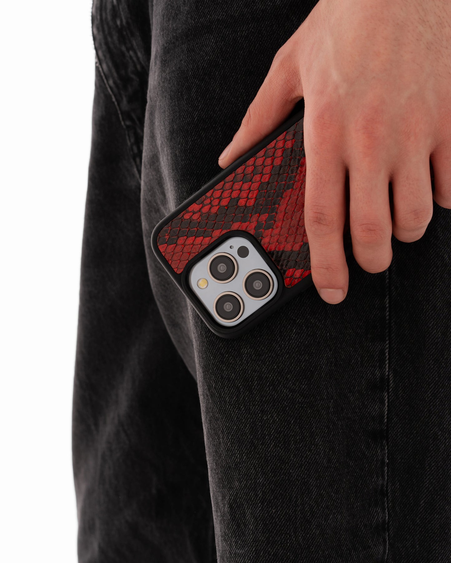 Чохол із червоної шкіри пітона з дрібними лусочками для iPhone 16 Pro