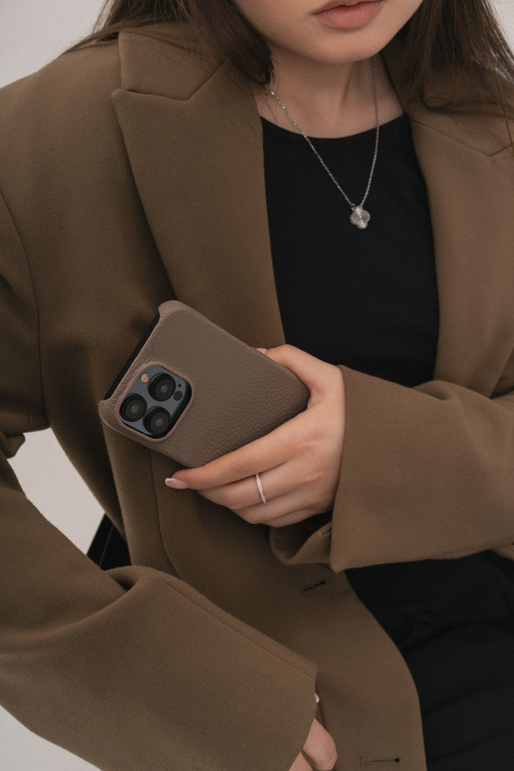 Light brown leather case for iPhone 14 Pro