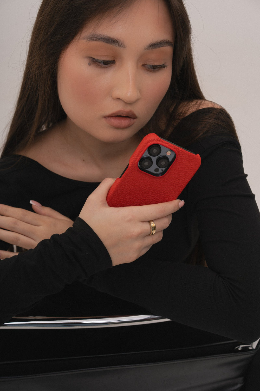 Червоний шкіряний обтягнутий чохол для iPhone 14 Pro Max