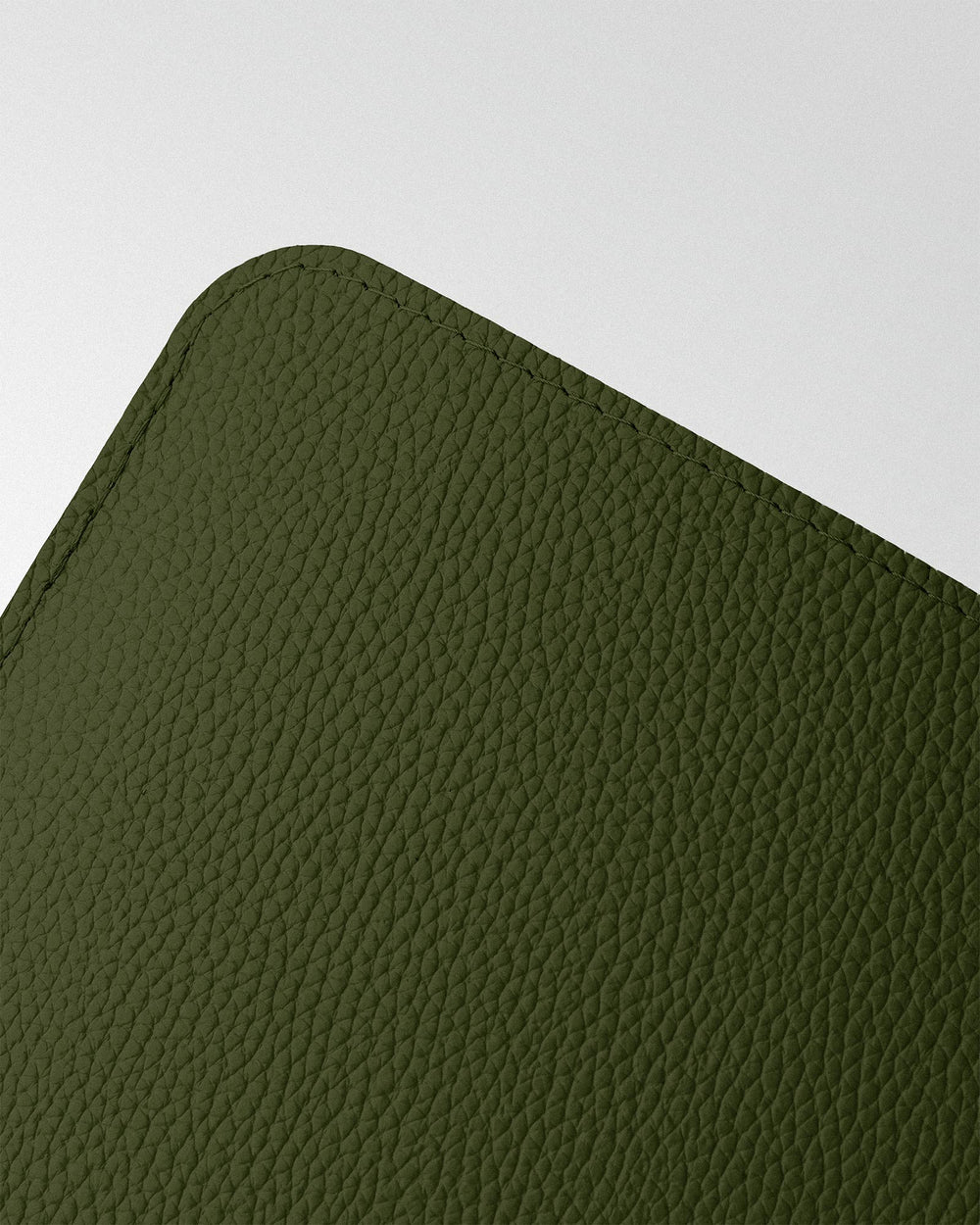 Minimalist Case in Dark Green Leather for MacBook