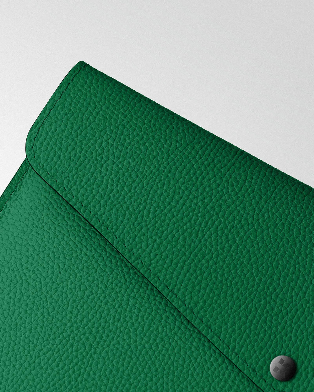 Чехол Envelope из зеленой кожи для MacBook