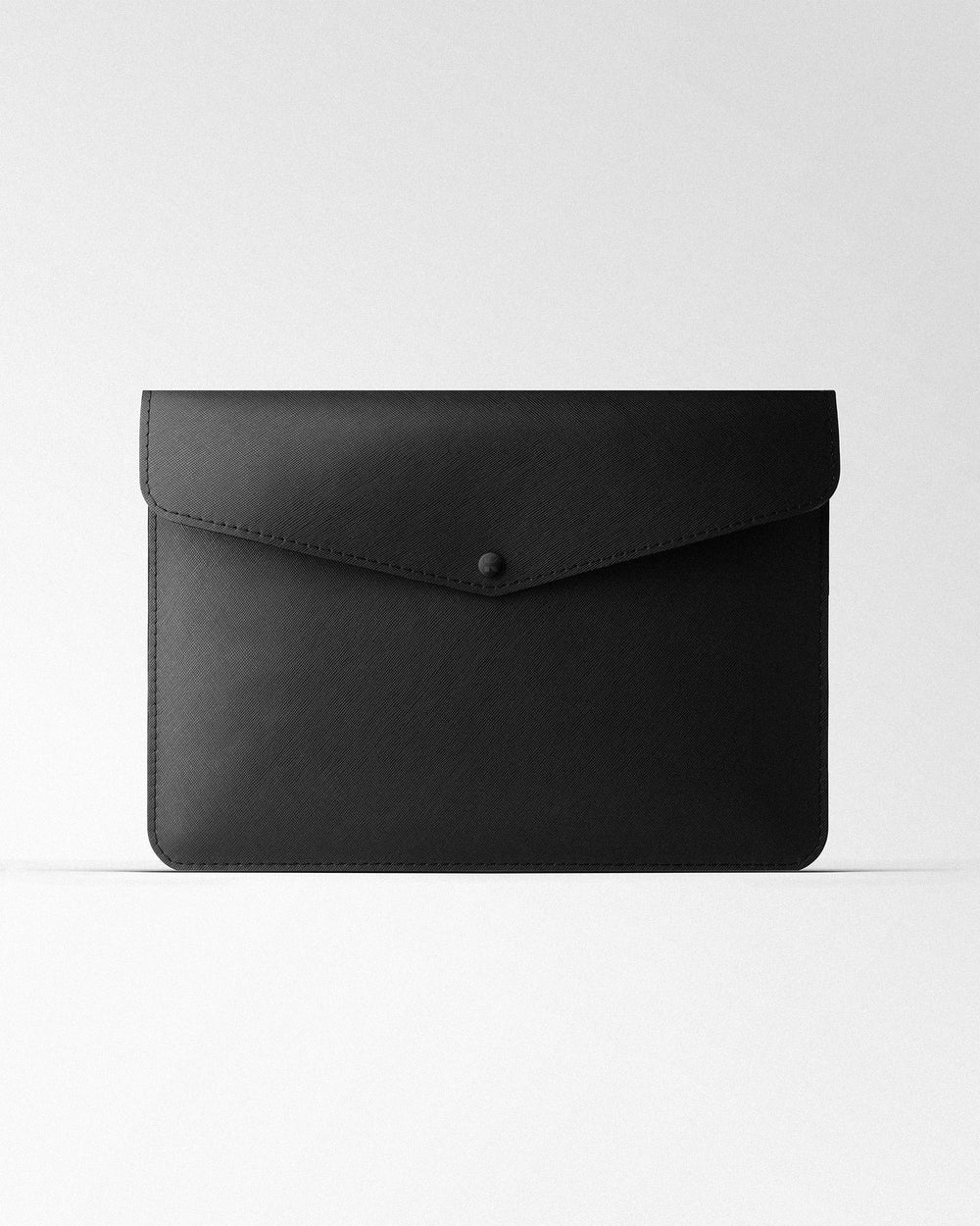 Чехол Envelope из черной кожи сафьяно для MacBook
