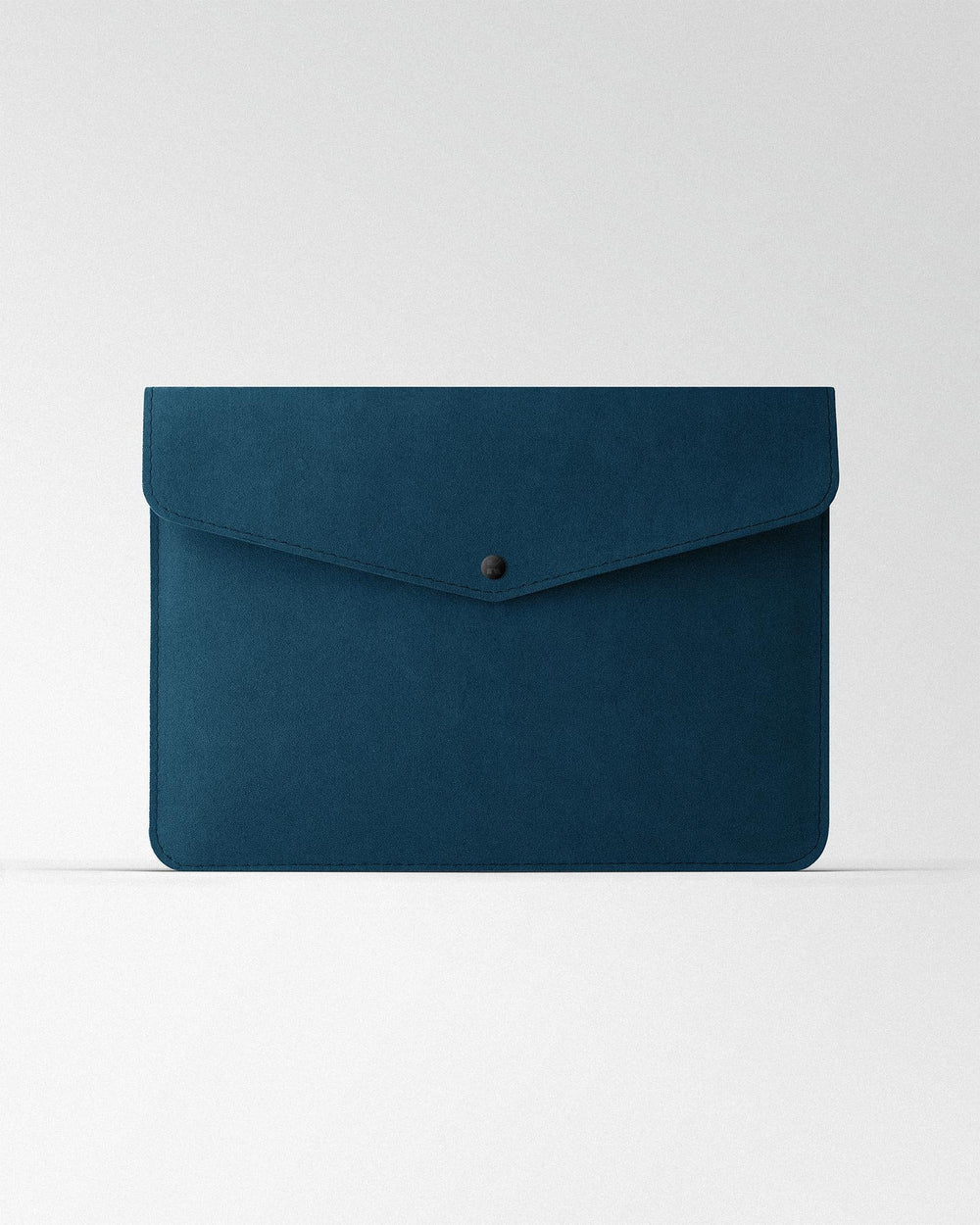 Чохол Envelope з синьої алькантари для MacBook