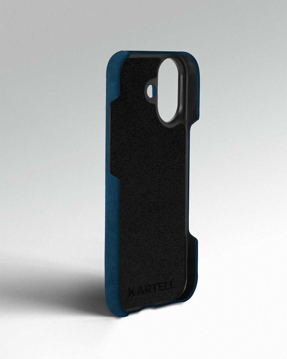 Синій обтягнутий чохол з алькантари для iPhone 17