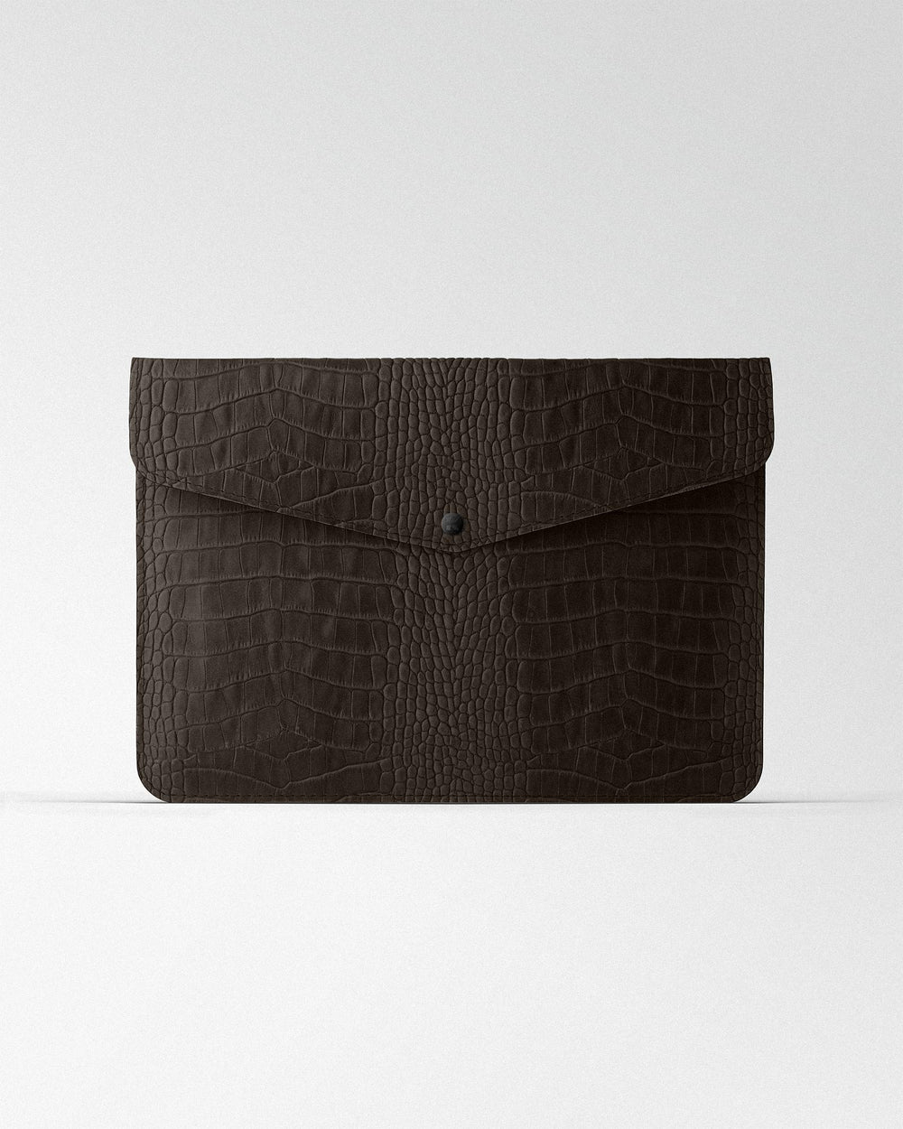 Envelope case in dark brown crocodile embossing for MacBook