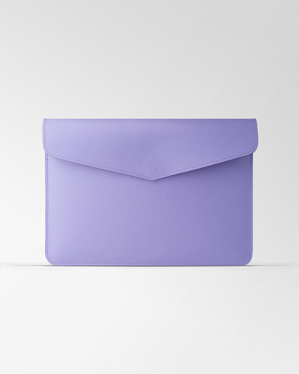 Magnetic Envelope Case in Lilac Calfskin for MacBook