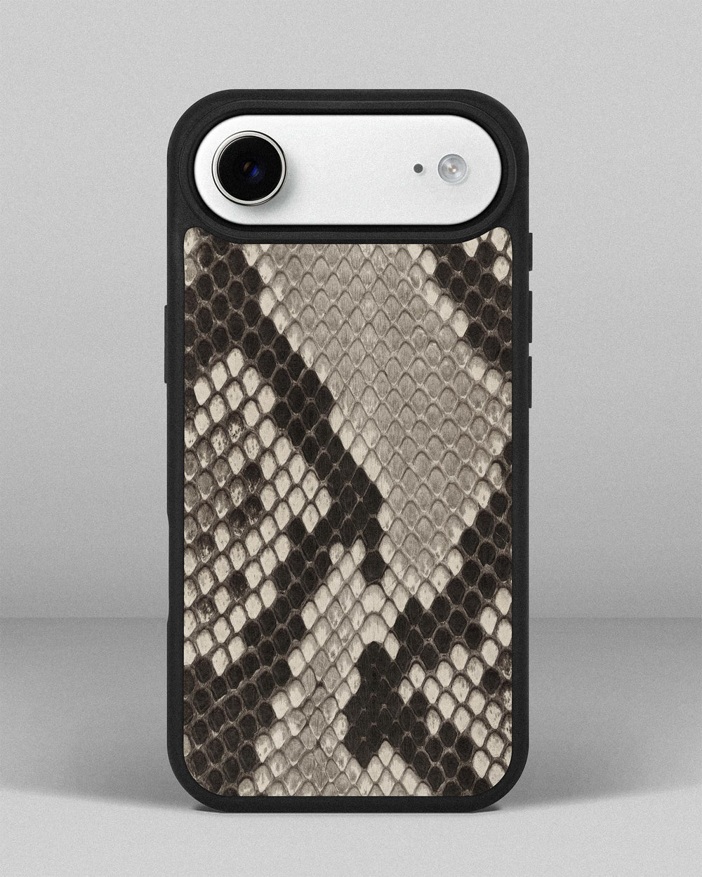 Black and white python skin case with small scales for iPhone 17 Air