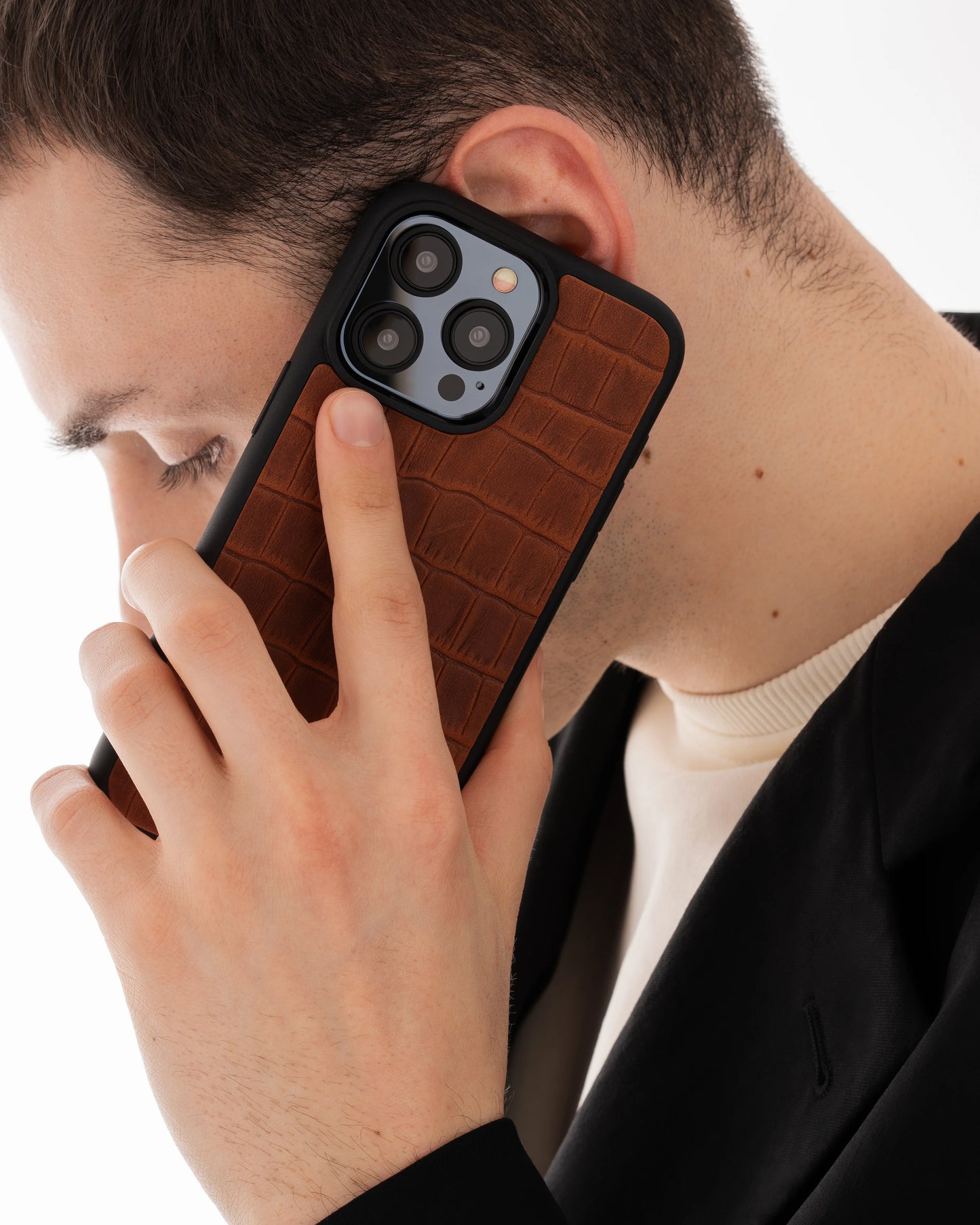 Чохол із рудого тиснення під крокодила на телячій шкірі для iPhone 11