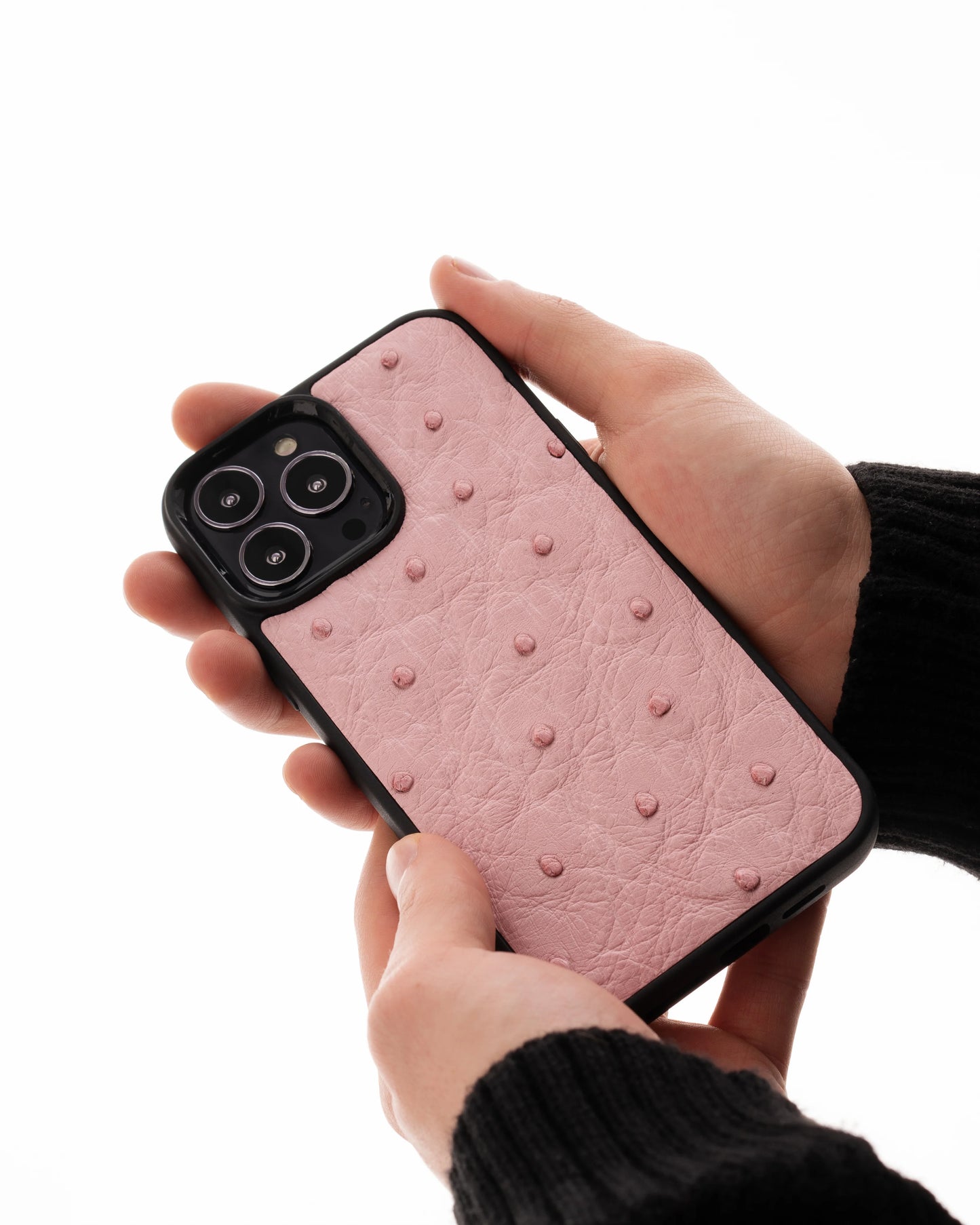 Чохол із рожевої шкіри страуса з фолікулами для iPhone 15 Pro