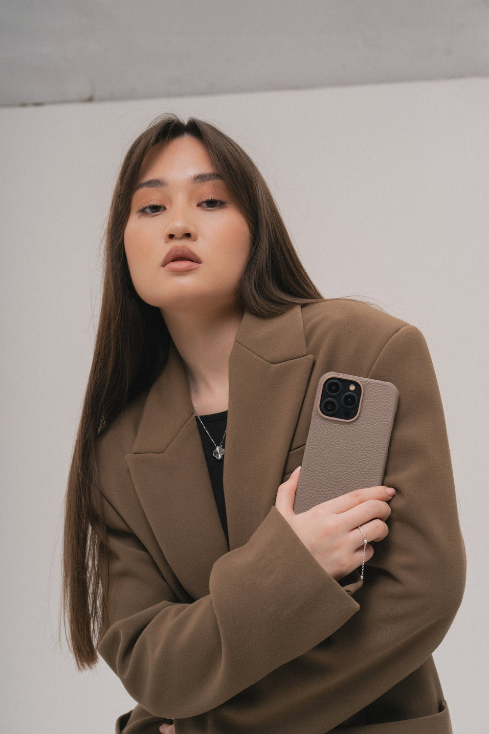 Light brown leather case for iPhone 14 Plus