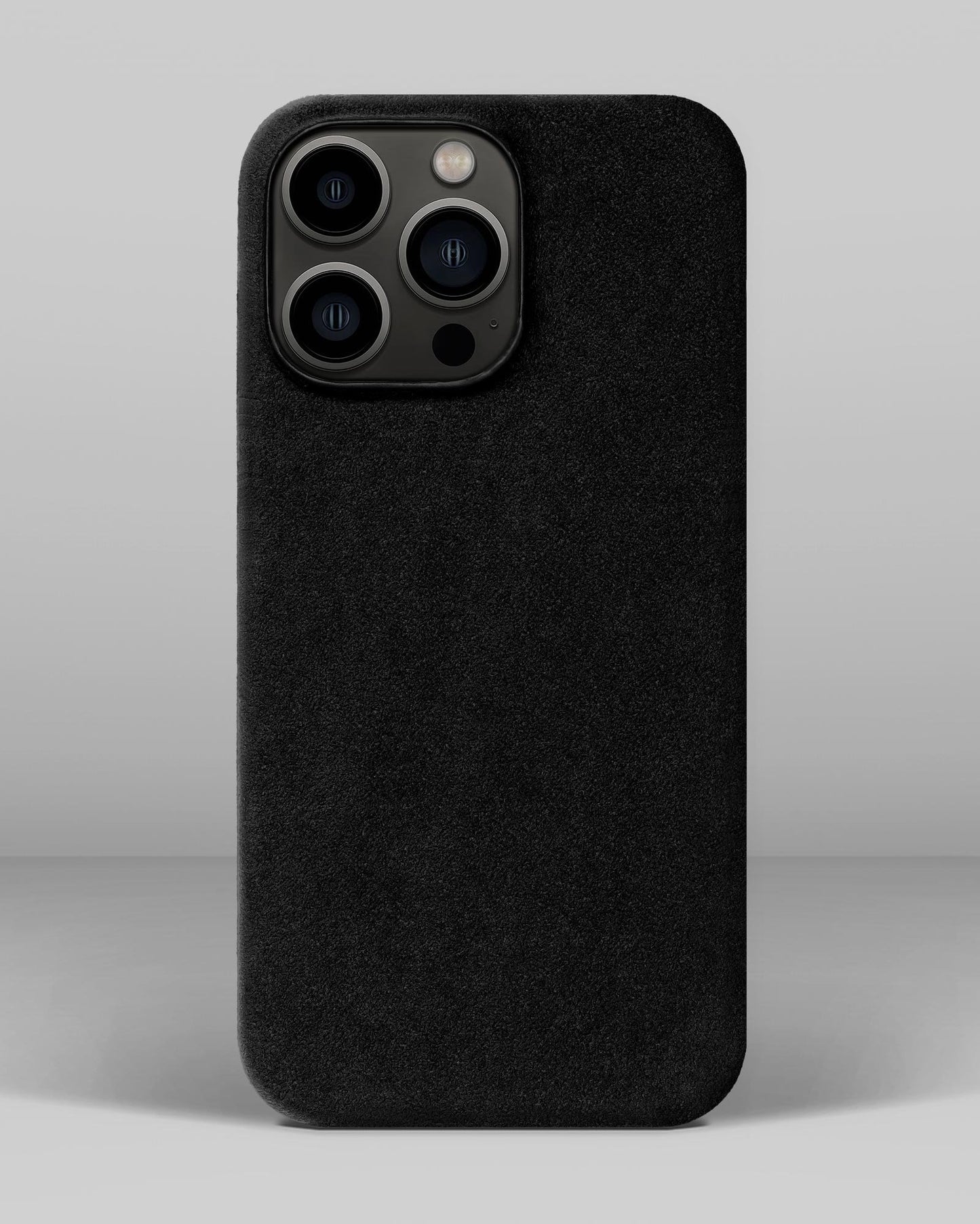 Чорний чохол з алькантари для iPhone 12 Pro Max