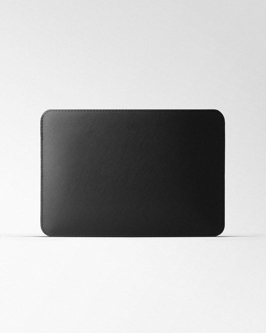 Чохол Minimalist із чорної сафіано для MacBook
