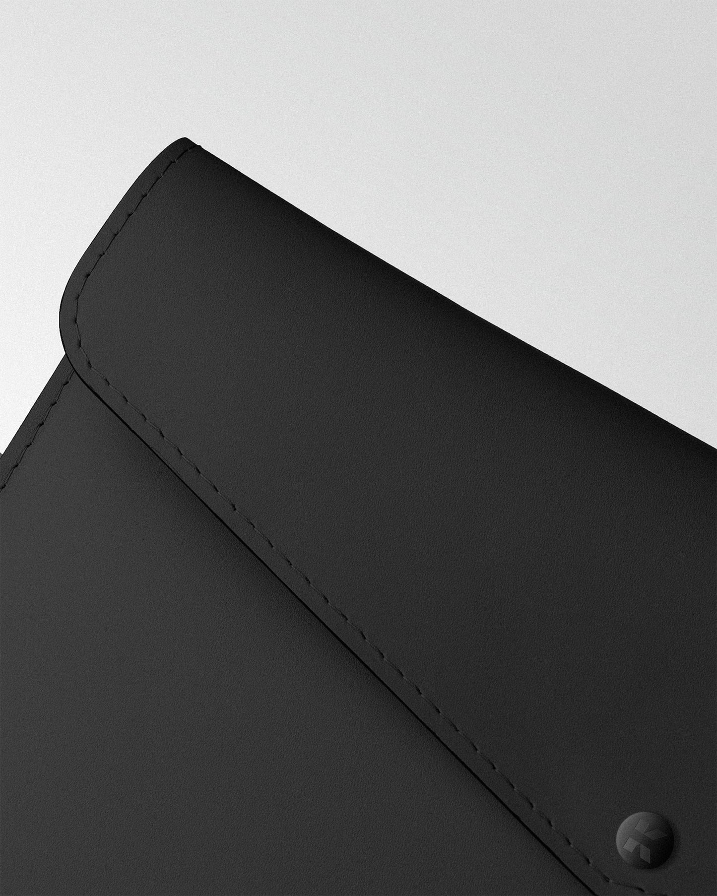 Чохол Envelope з чорної шкіри для MacBook
