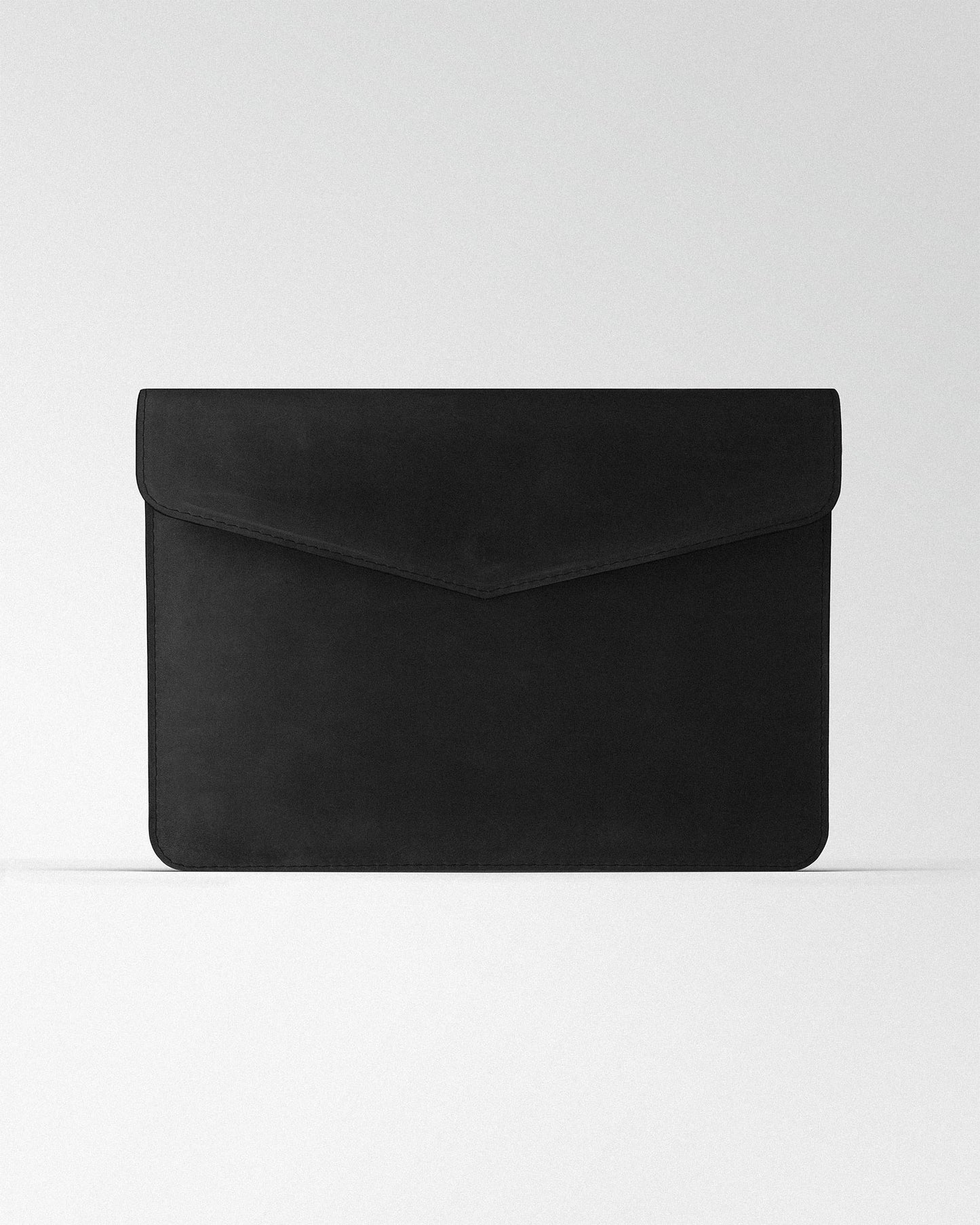 Чохол Magnetic із чорної крейзі хорс для MacBook