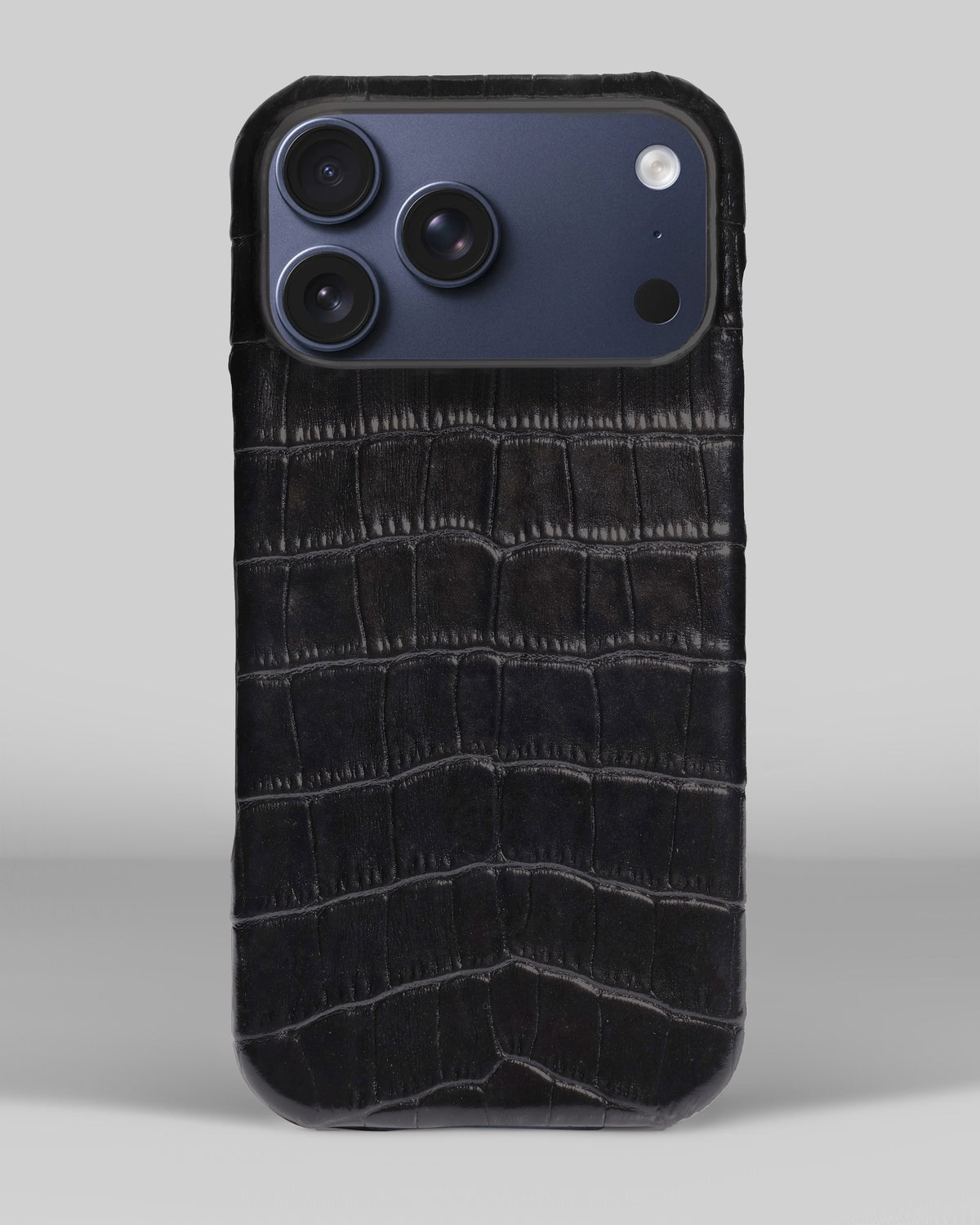 Чорний обтягнутий чохол з оновленого тиснення під крокодила для iPhone 18 Pro Max