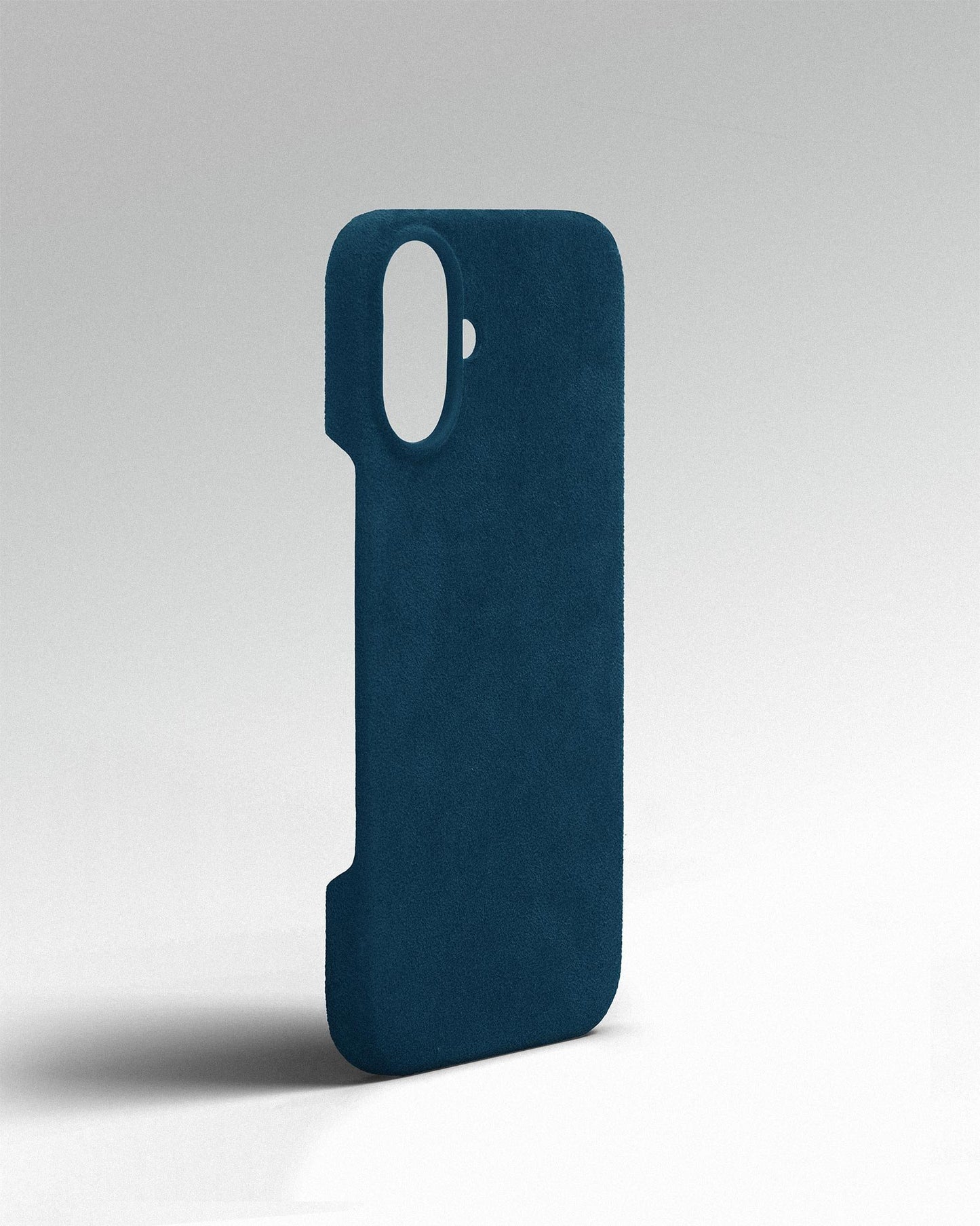 Синій чохол з алькантари для iPhone 16