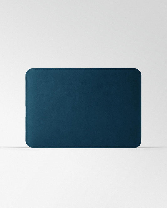 Чохол Minimalist з синьої алькантари для MacBook