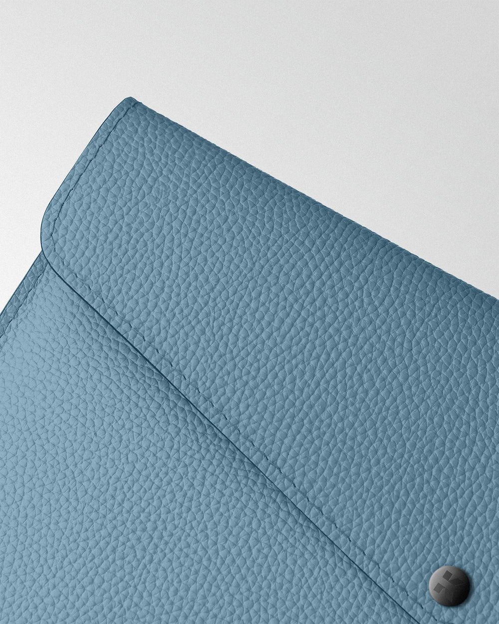 Чехол Envelope из синей кожи для MacBook