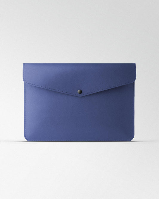 Чохол Envelope із синьої сафіано для MacBook