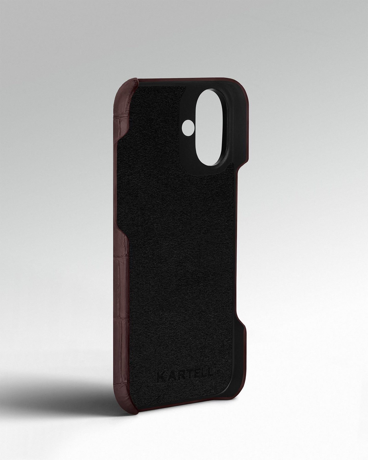 Темно-коричневий чохол обтягнутий шкірою крокодила для iPhone 16