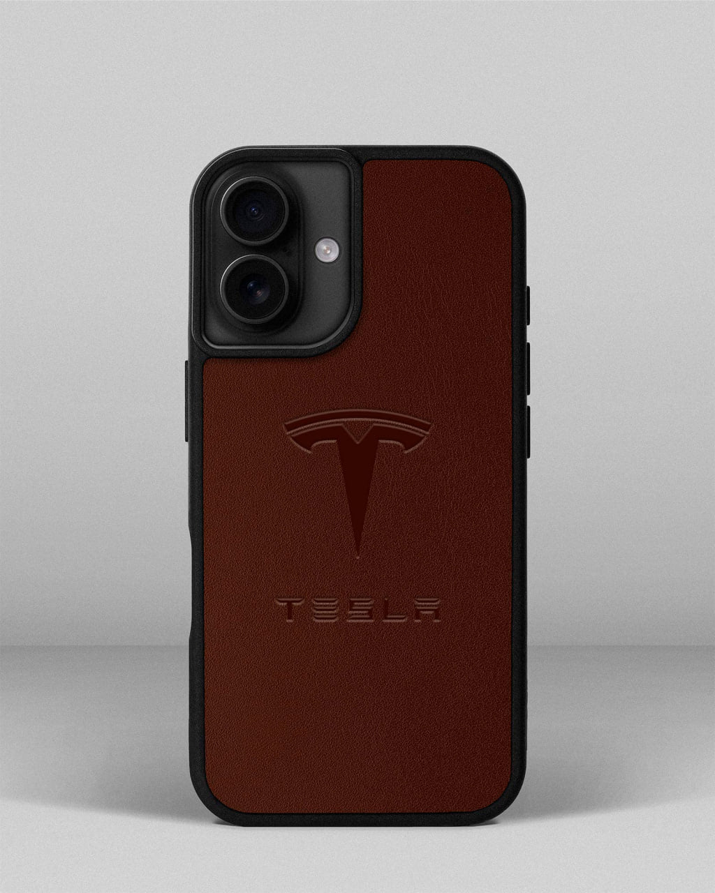 Чохол для iPhone 14 із шкіри купон в рудому кольорі з логотипом Tesla