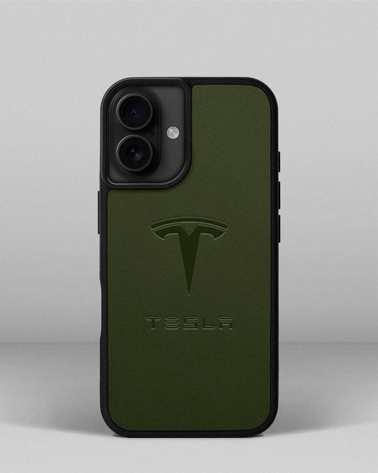 Чохол для iPhone 16 із шкіри купон в зеленому кольорі з логотипом Tesla