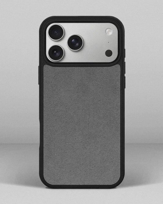 Чохол із світло-сірою вставкою з алькантари для iPhone 17 Pro Max