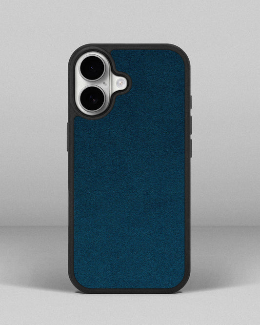 Case with blue Alcantara insert for iPhone 17